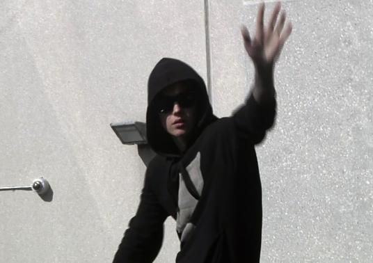 Justin Bieber leaves Florida jail after drunk driving arrest