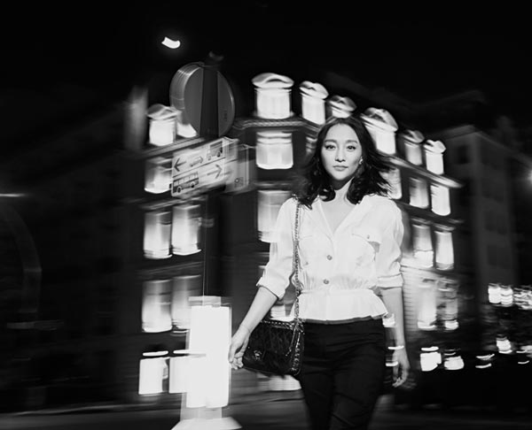 Zhou Xun's street style in Paris