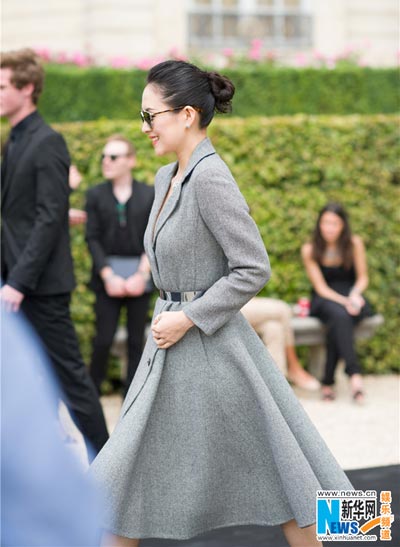 Graceful Zhang Ziyi attends Dior show