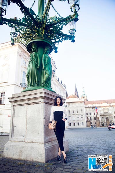 Xu Jinglei poses at Prague Square
