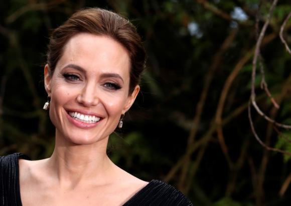 Angelina Jolie 'open' to pursuing life in politics: Vanity Fair