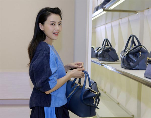 Gao Yuanyuan at ribbon-cutting ceremony for Chloe