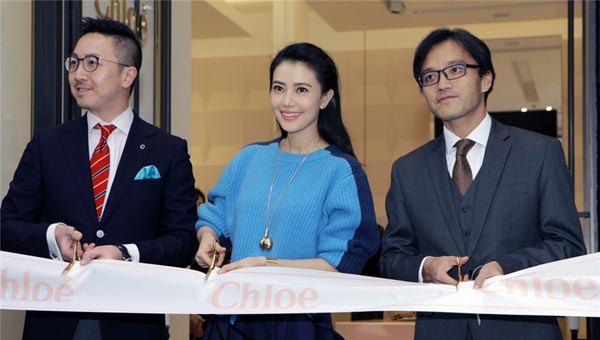 Gao Yuanyuan at ribbon-cutting ceremony for Chloe