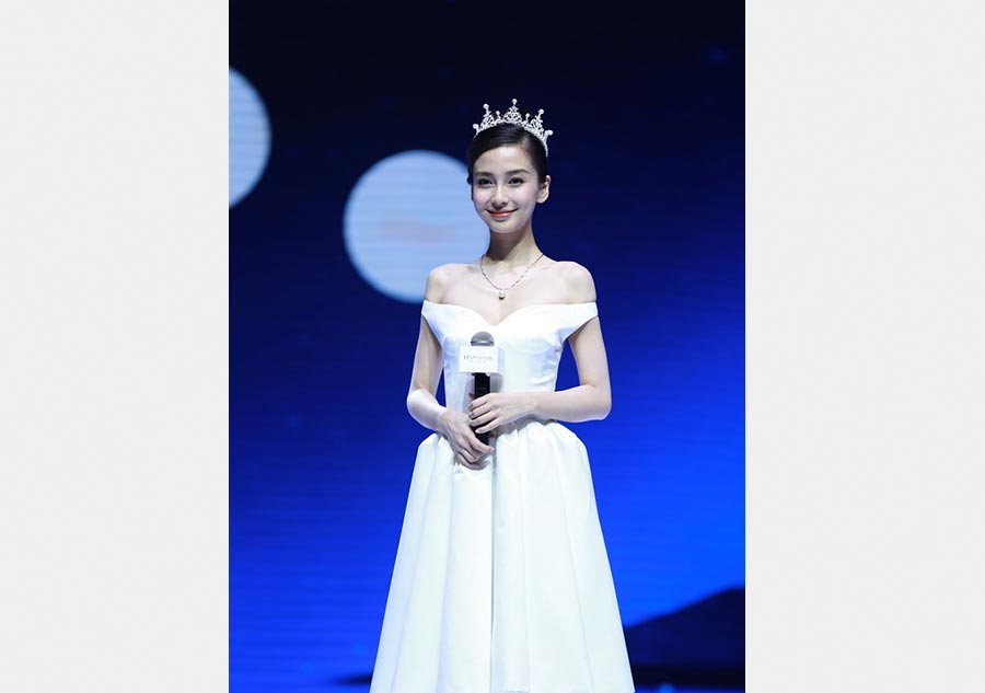 Angelababy attends commercial activity in Shanghai