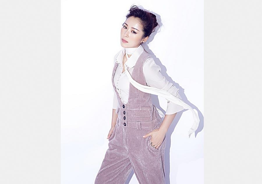 Jiang Yiyan poses for fashion magazine