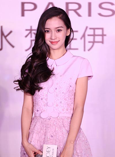 Angelababy promotes perfume in Beijing[1]- Chinadaily.com.cn