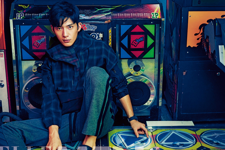 Actor Jing Boran poses for fashion photos