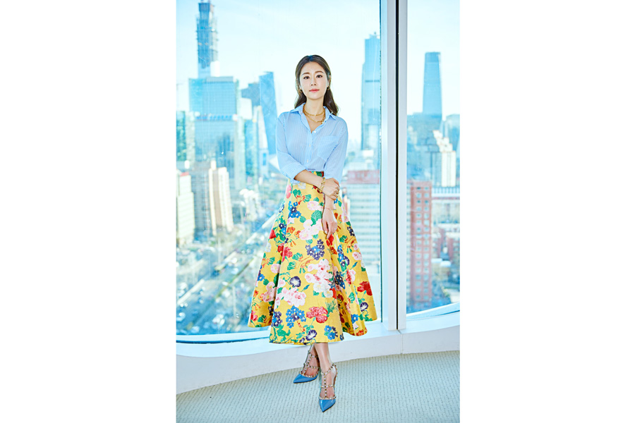 Actress Ruby Lin releases fashion photos