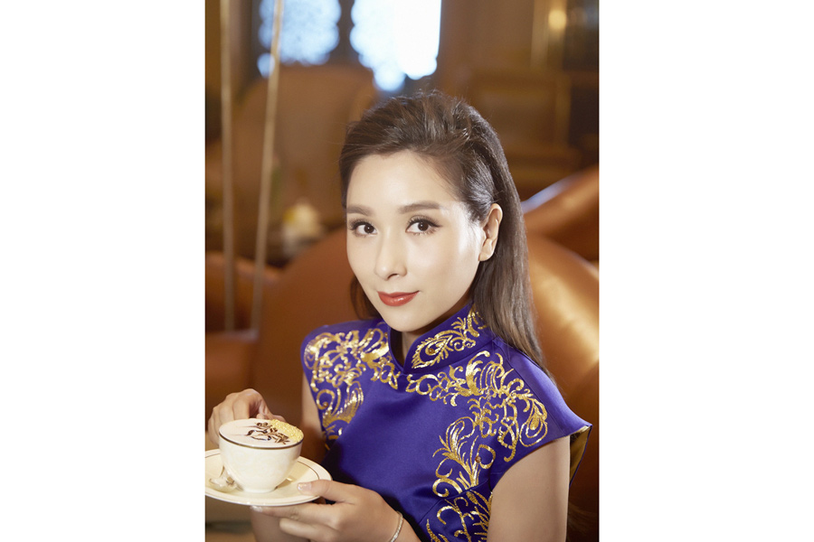 Actress Kristy Yang releases fashion photos