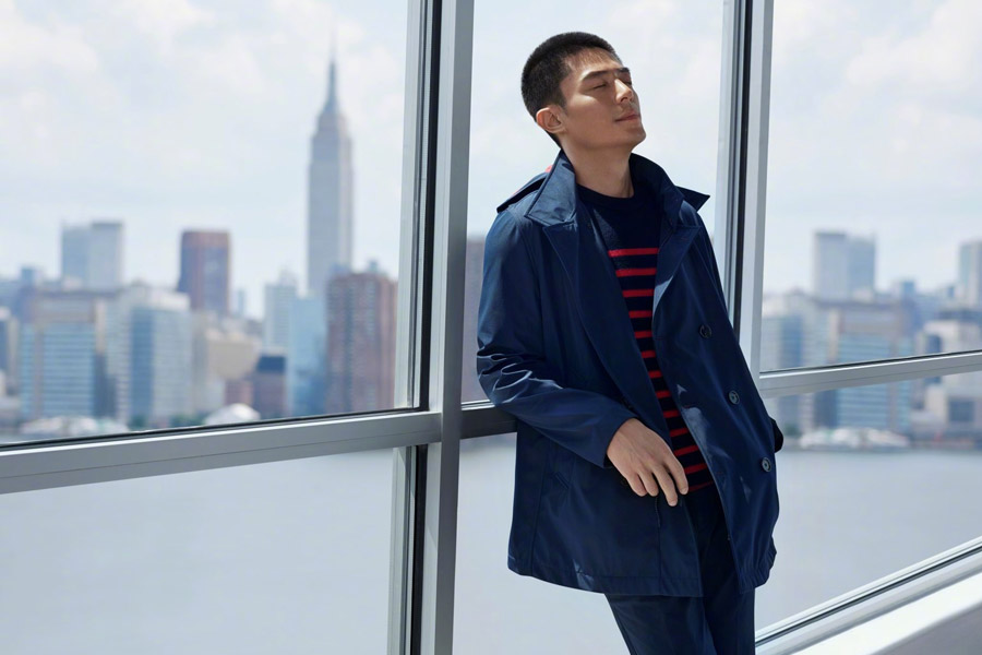 Actor Wallace Huo releases fashion photos
