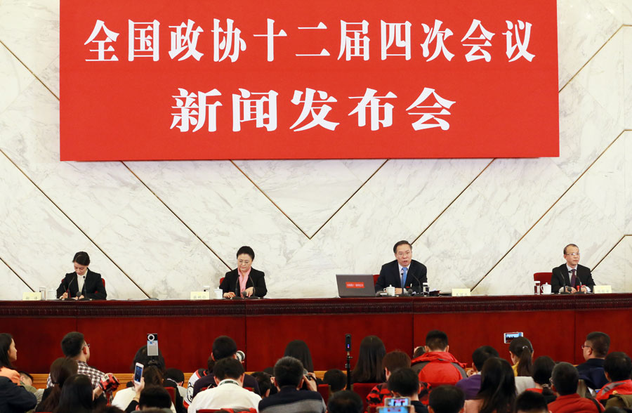 CPPCC spokesman addresses the press