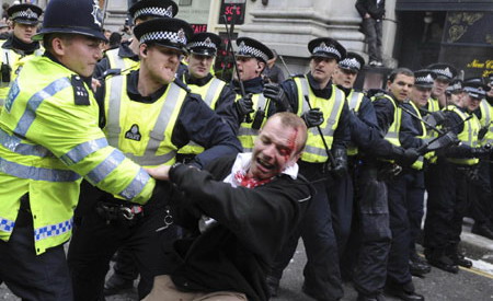 British police arrest 63 in G20 London summit protests