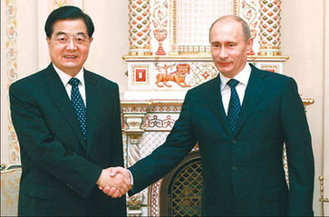 China, Russia ink energy pacts