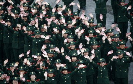 2,000 women soldiers pledge security at World Expo