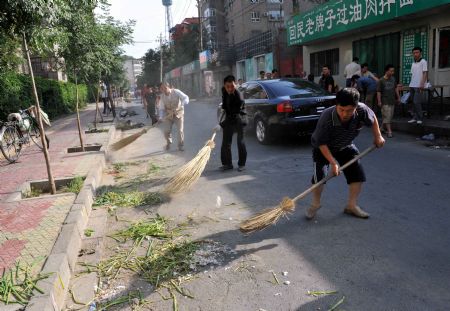 Traffic curfew lifted, tension remains in Urumqi