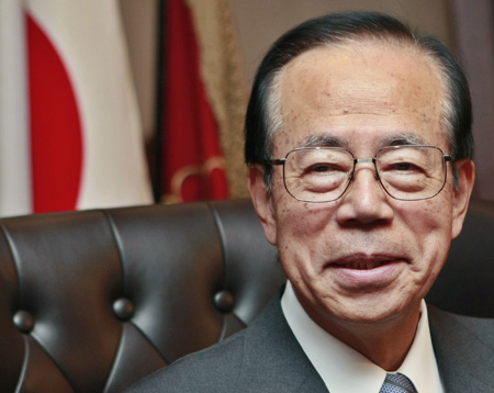 Paulson, Fukuda elected forum's board of directors