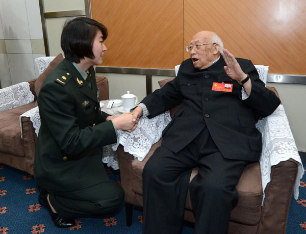 Youngest and oldest delegate to CPC congress