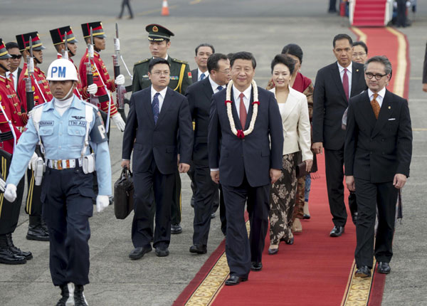 Xi arrives in Jakarta for state visit[3]