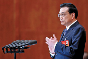 Li says GDP target flexible, stresses employment