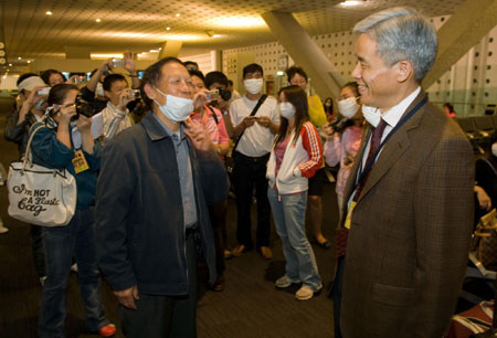 Chinese nationals leave Mexico City in chartered plane