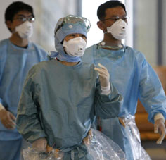 China quarantines 7 flu-affected flight passengers