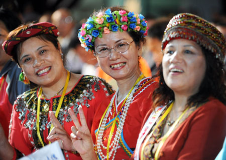 Largest-yet cross-Straits forum started