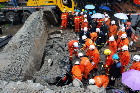 Death toll of viaduct collapse rises to 9