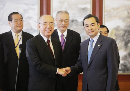 KMT chairman begins 8-day mainland visit