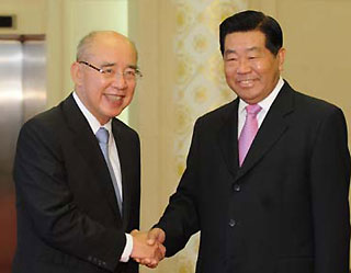Top political advisor meets KMT chairman
