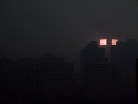 Darkness at noon: Beijing hit by thunderstorm