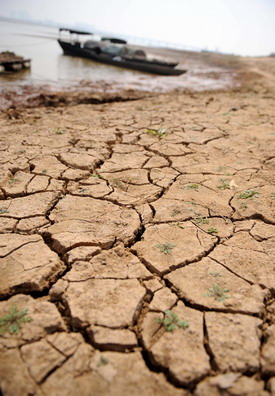 Drought persists in central, southern China