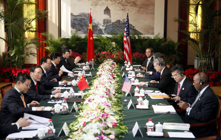 China, US start annual trade talks in E.China