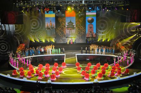 Splendid performance at Wuqiao Int'l Circus Festival