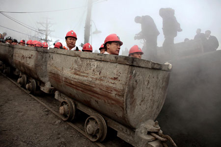 Deadly explosion kills 87 in NE China colliery