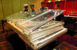 Beijing Olympic Games' piano auctioned at 22M yuan