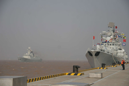 Chinese warships dock home from Gulf of Aden