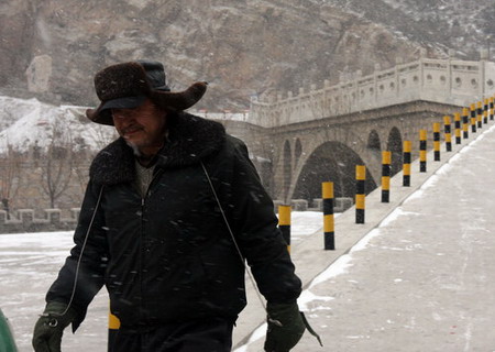 Winter storm sweeps across China