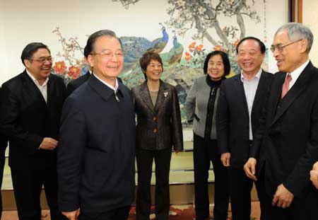 Premier Wen seeks opinions on drafting education reform plan