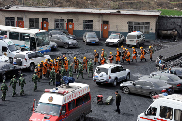 49 survive gas blast in underground coal mine