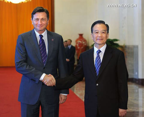 Chinese premier urges enhancing cooperation with Slovenia