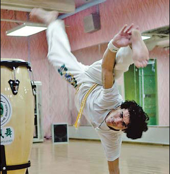 Musical martial arts classes from Brazil catch on