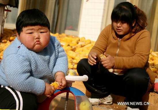 Girl, 2 years old, weighs 45kg
