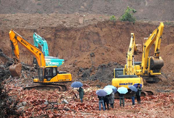 10 killed in NW China's rain-triggered landslide