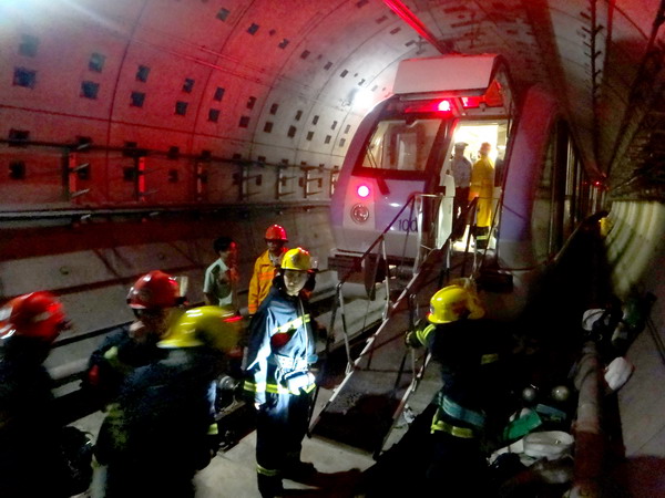 271 injured in Shanghai's subway crash