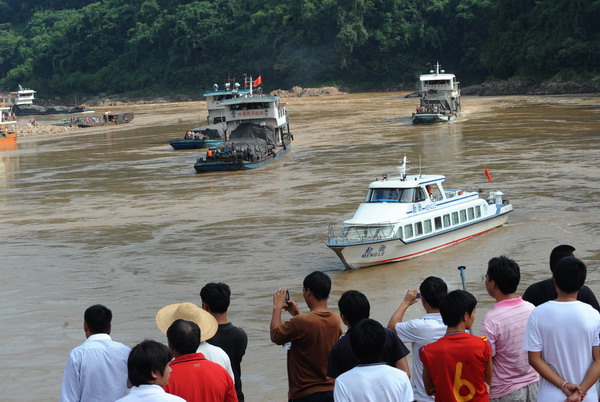 Stranded Chinese sailors escorted home from Thailand
