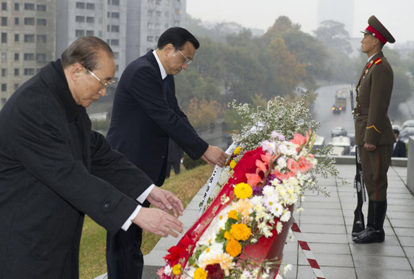 Vice-premier lays wreath at Friendship Tower