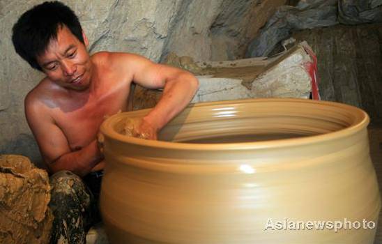Zhang Qiusheng’s hand-made water vat
