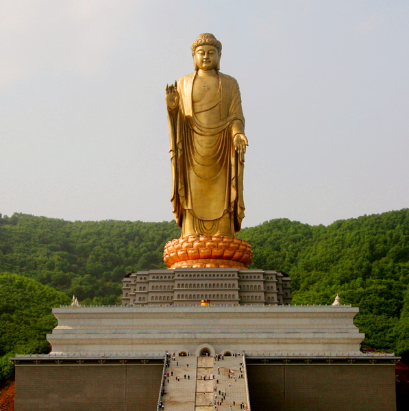 Будда в китае