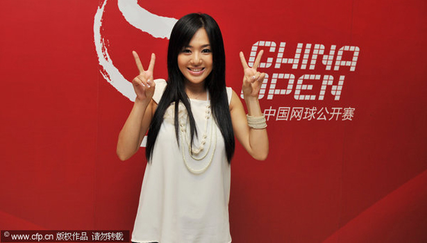 Porn star and peace advocate big in China