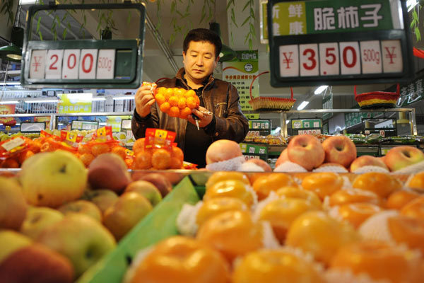 China's November inflation rises to 2%